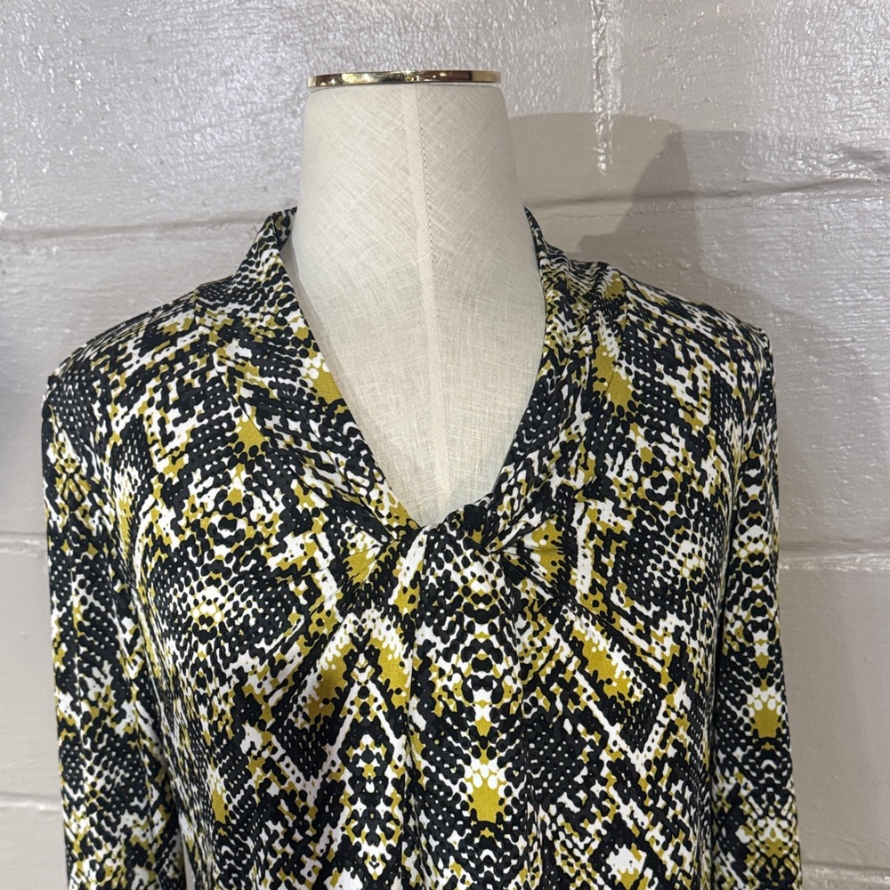 Jones New York Black and Yellow Patterned Top